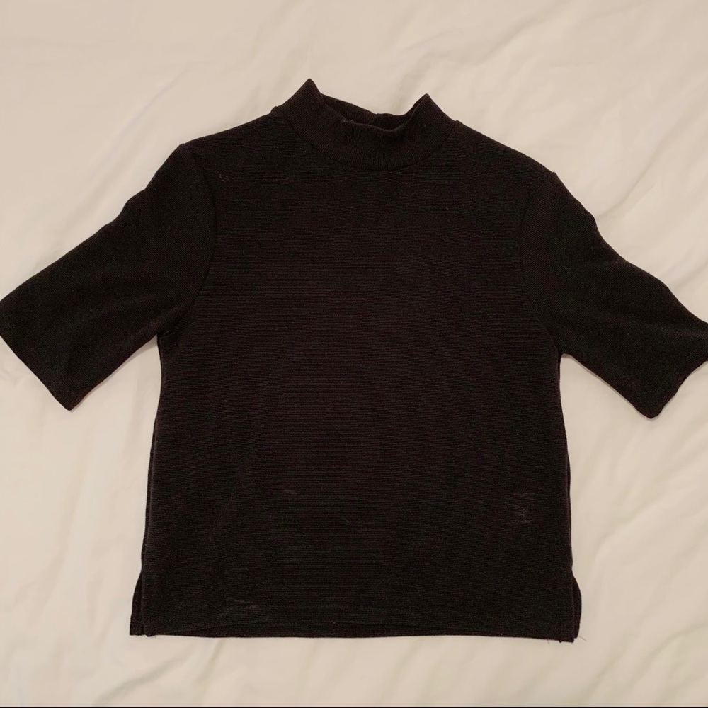 Mock Neck Crop Top